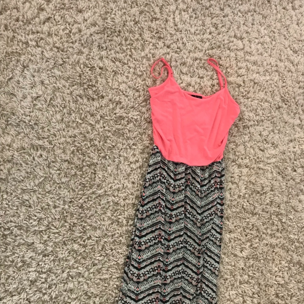 Cute summer dress.